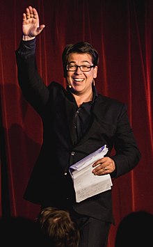 How tall is Michael McIntyre?